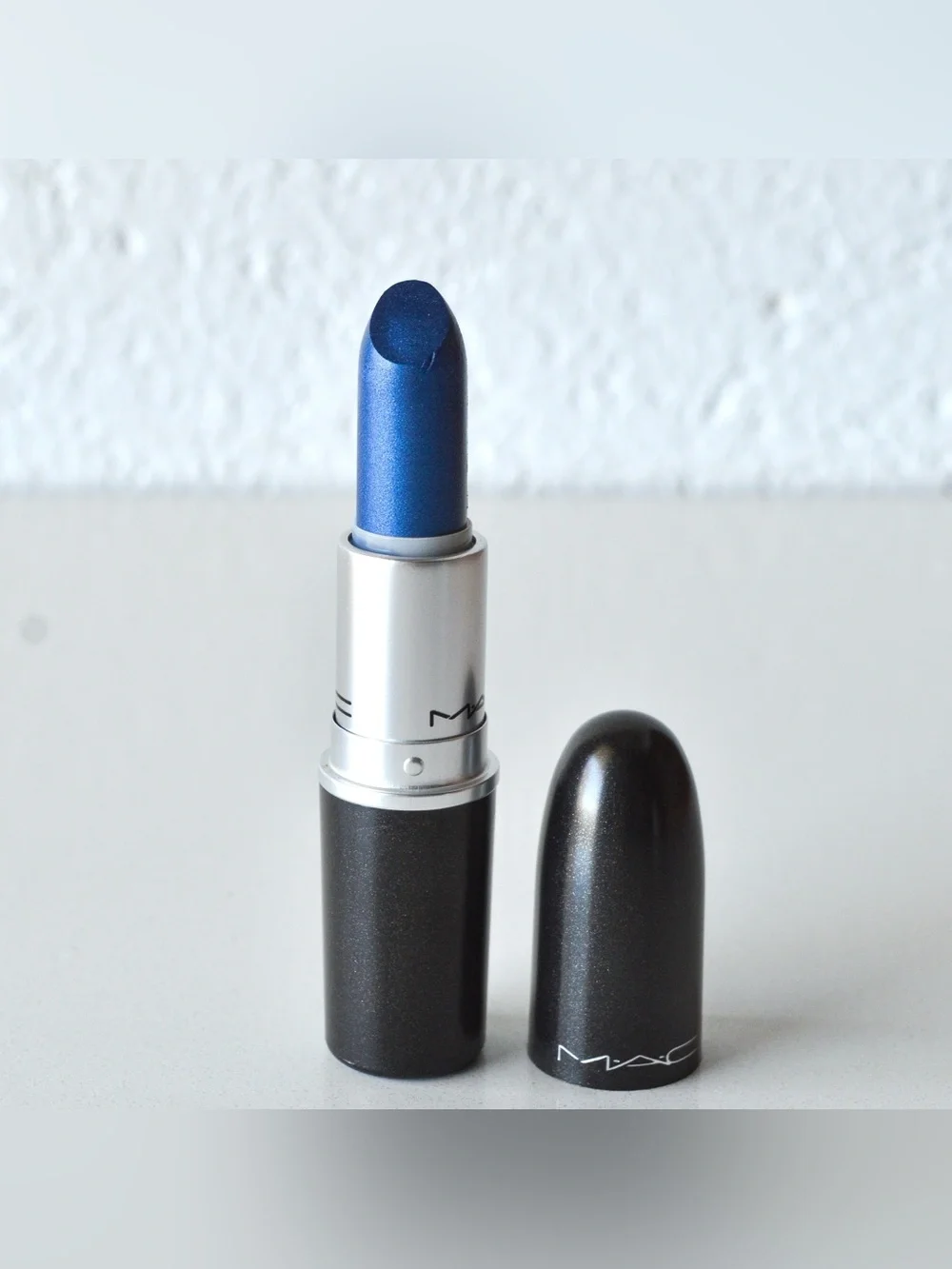 MAC Cosmetics Lipstick *DESIGNER BLUE* Discontinued Rare Frost Navy Blue